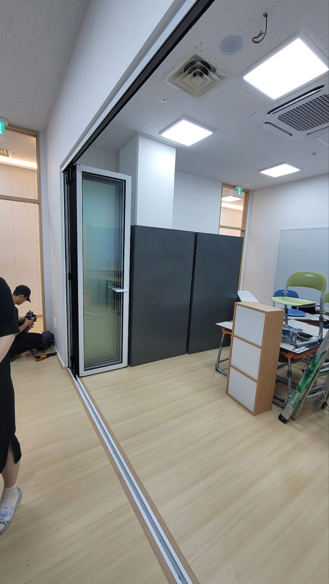 학원·교육시설 강의실 폴딩도어 현장 사진